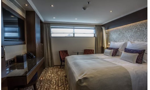 Emerald Deck Standard Suite